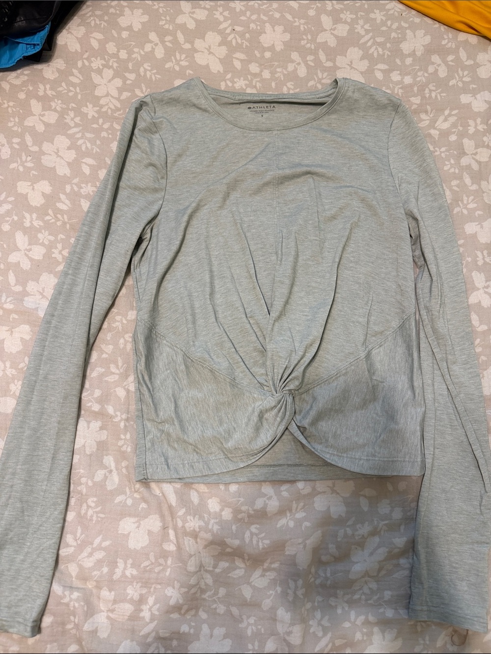Athleta Light Green Twist-Front Long Sleeve Top